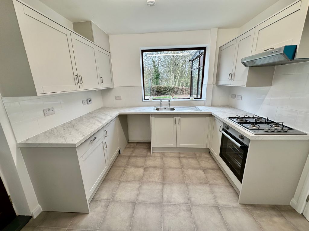 Property photo 3 of 37 Img_1858