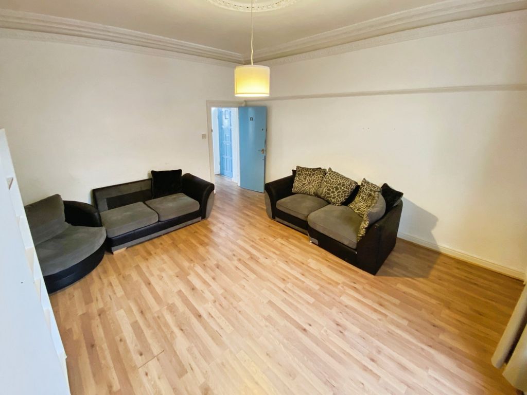 Property photo 2 of 22 Picture No. 41