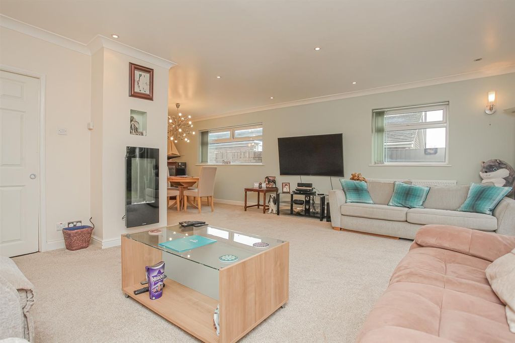 Property photo 3 of 17 Img_0748.Jpg