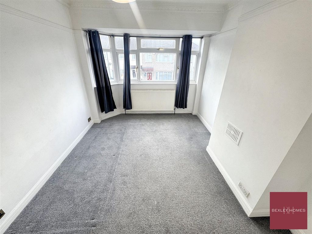 Property photo 3 of 15 Img_0246.Jpg