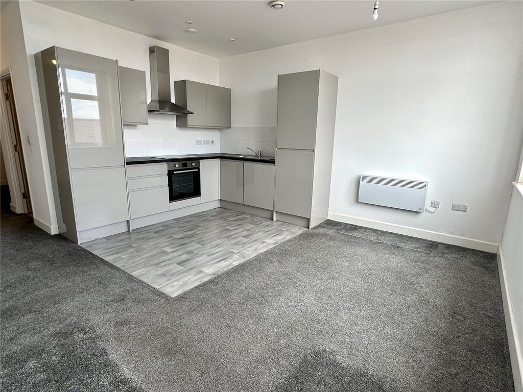 Property photo 2 of 6 Open Plan Living