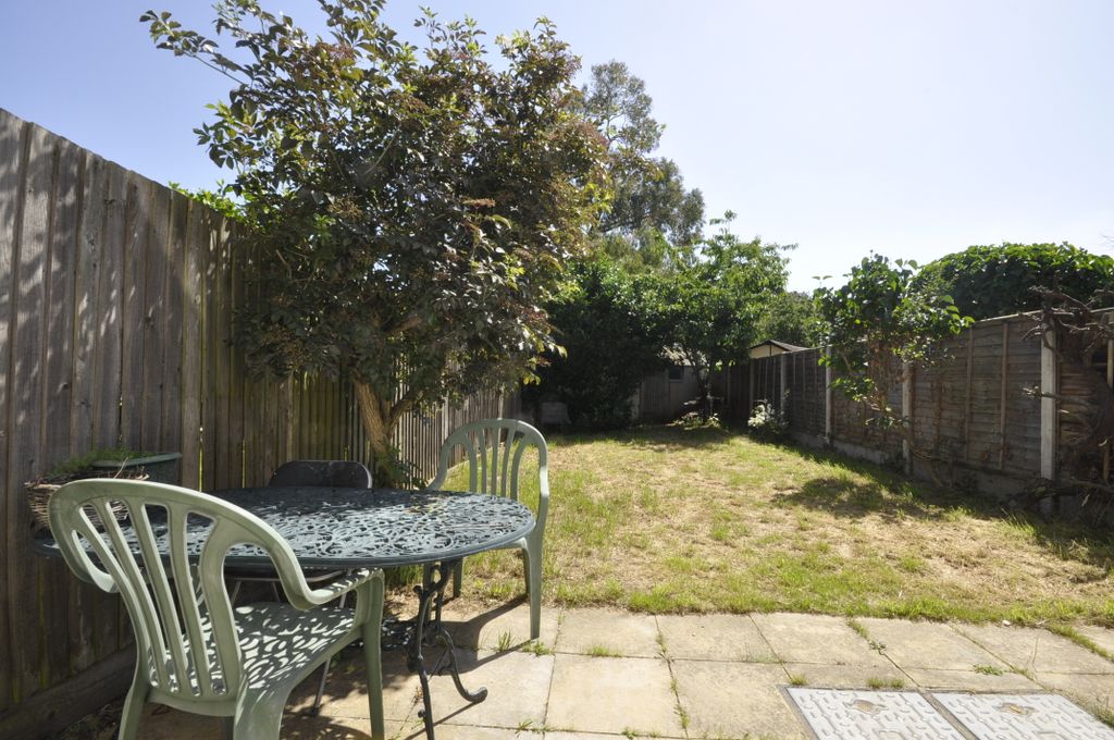 Property photo 1 of 14 Photo 01