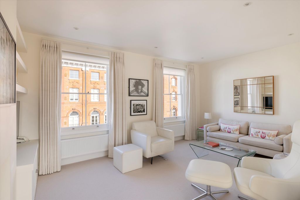 Property photo 2 of 15 Image