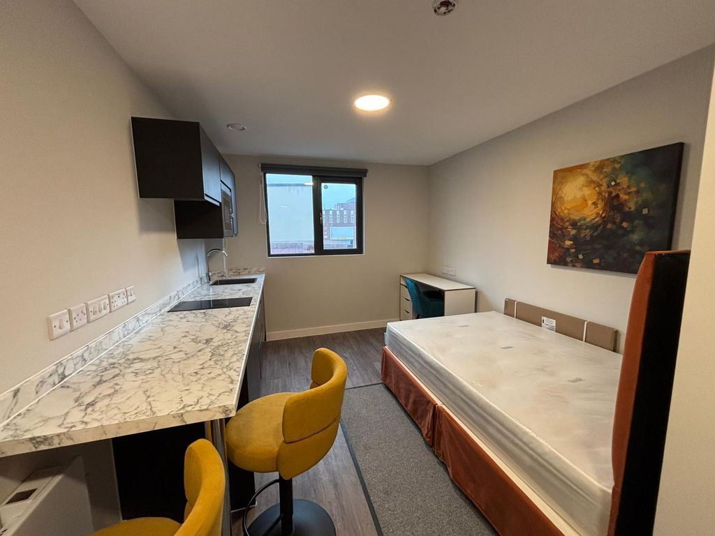 Property photo 2 of 4