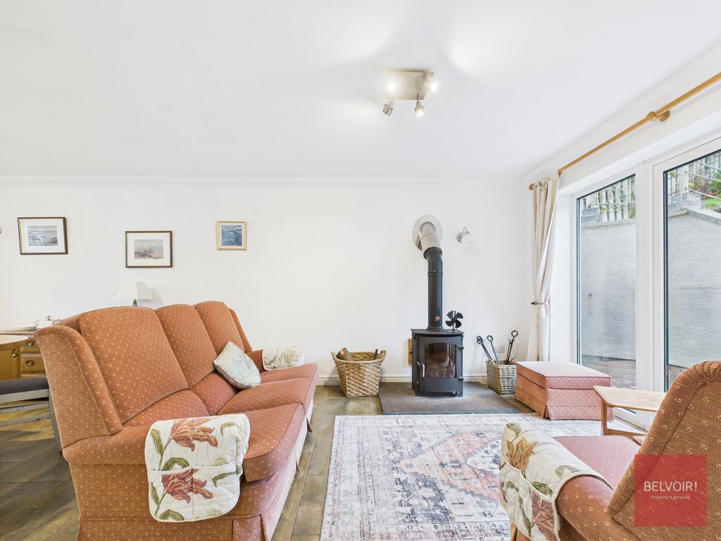 Property photo 3 of 42