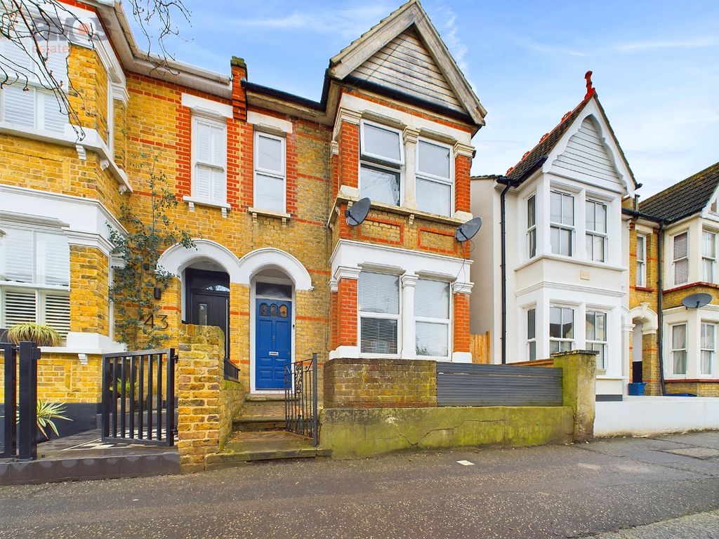 Property photo 1 of 15 3862192