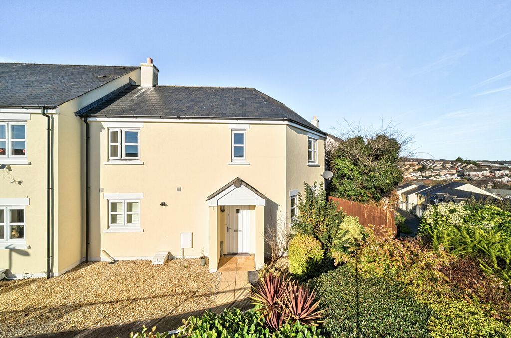 Property photo 1 of 14 1384476-1-692062A...