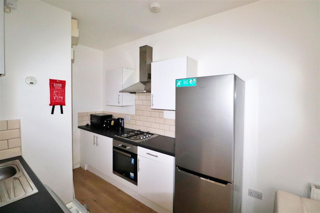 Property photo 2 of 8 Walsgrave Road 33 Flat 2 2509 (4).Jpg