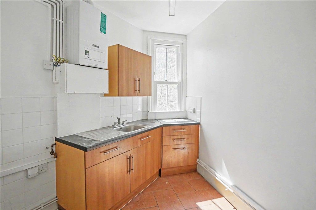 Property photo 3 of 5