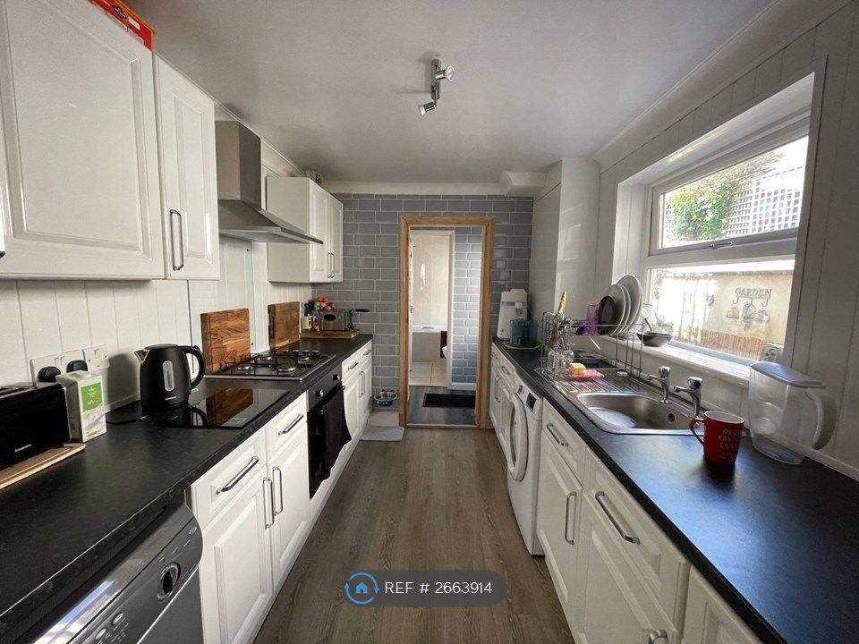 Property photo 2 of 4