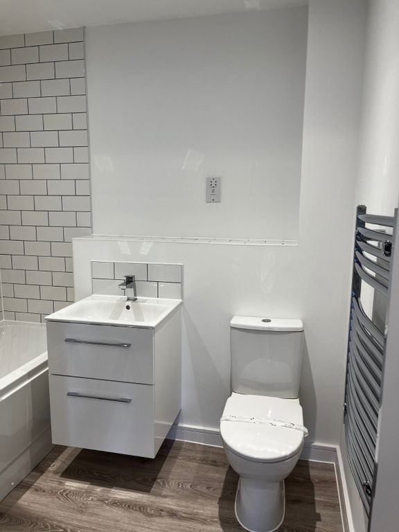 Property photo 2 of 8 Photo 1