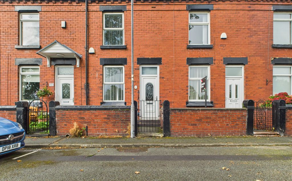 Property photo 1 of 22