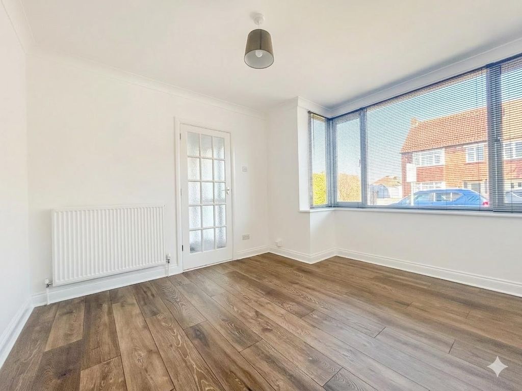 Property photo 2 of 14 Living Room