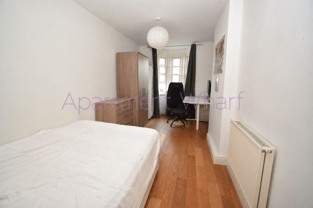 Property photo 1 of 3