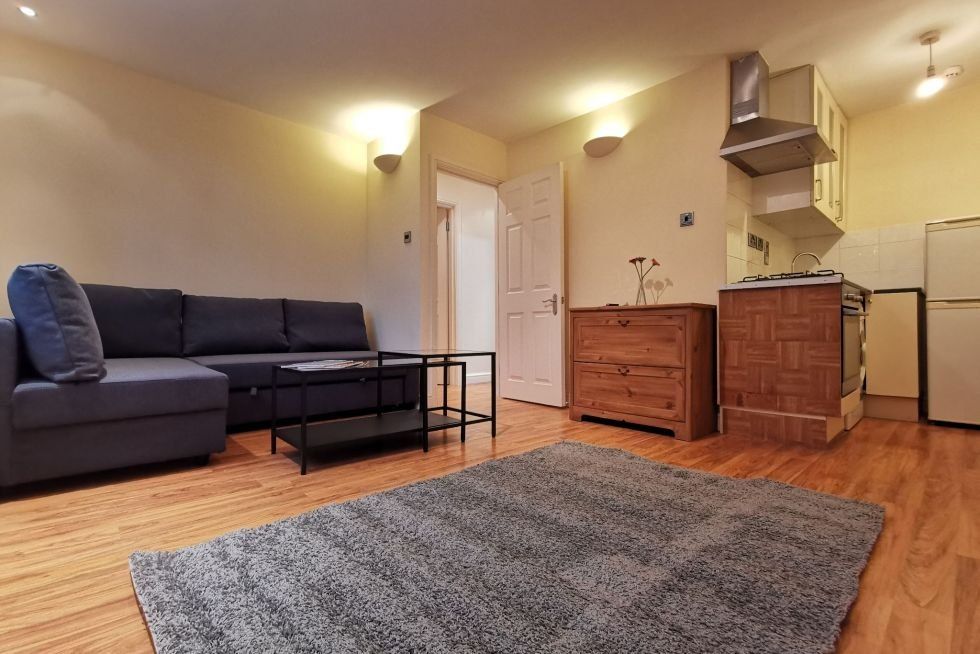 Property photo 1 of 5