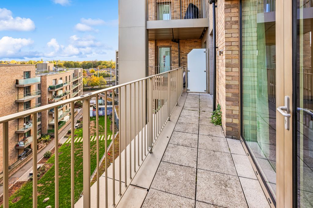 Property photo 3 of 13