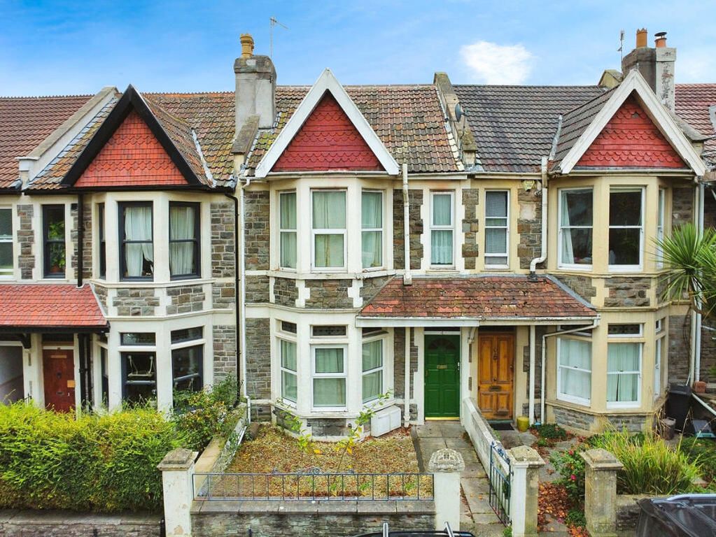 Property photo 1 of 23