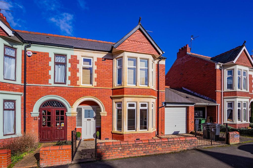 Property photo 1 of 20 14A Ext.Jpg