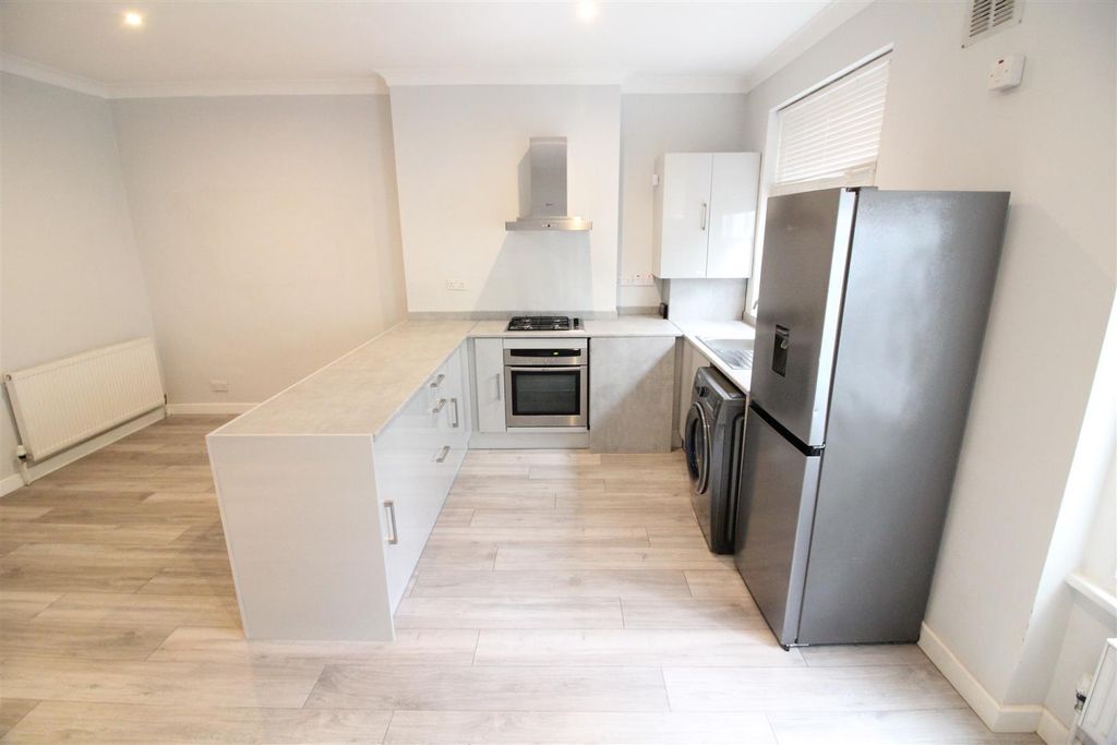Property photo 1 of 7 D304C2E2-E980-438C-9127-1Acbd67E7112.Jpeg