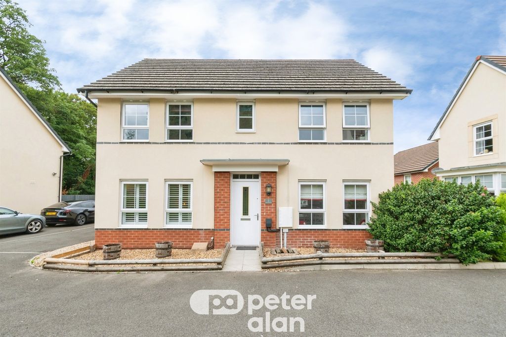 Property photo 1 of 34