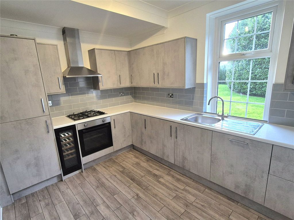 Property photo 2 of 13 Kitchen