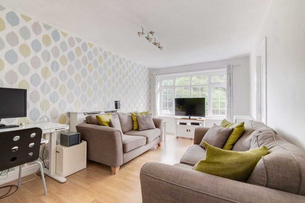 Property photo 3 of 15 Picture No. 06