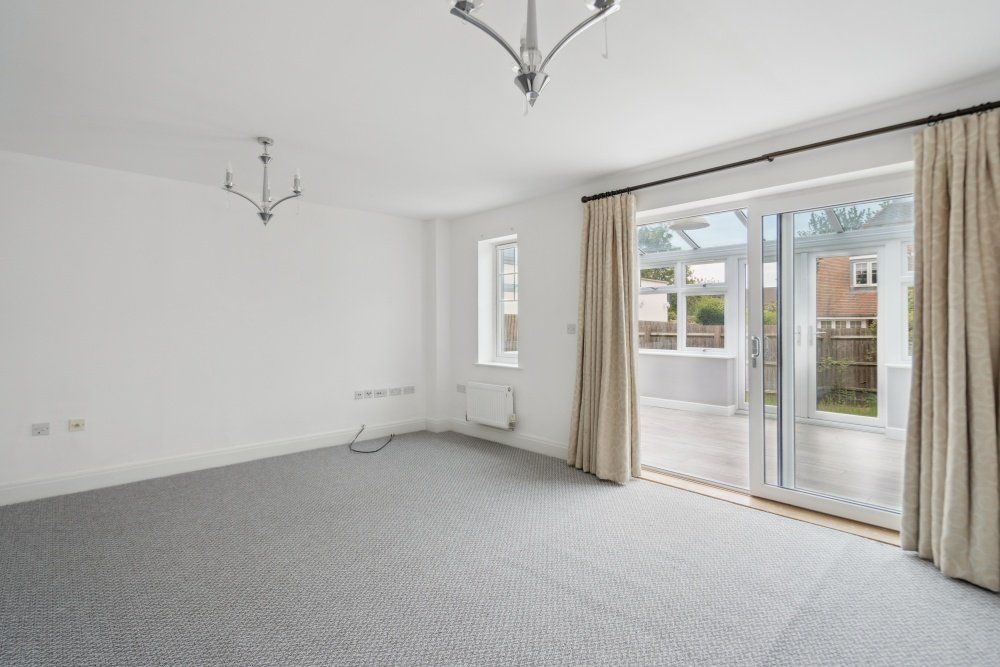 Property photo 2 of 17 Picture No. 19