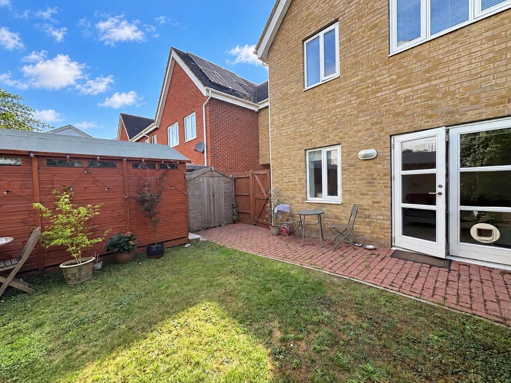 Property photo 2 of 11