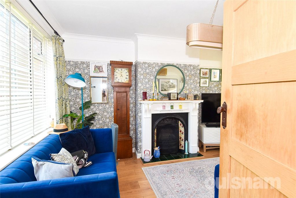 Property photo 3 of 31 Picture No. 03