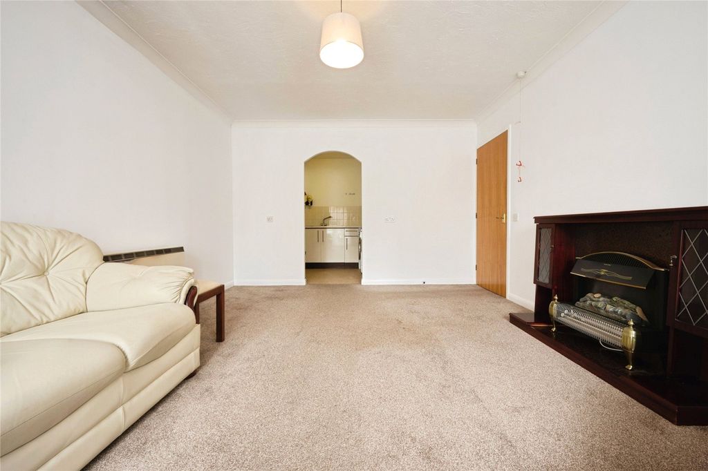 Property photo 3 of 19 Picture No. 27