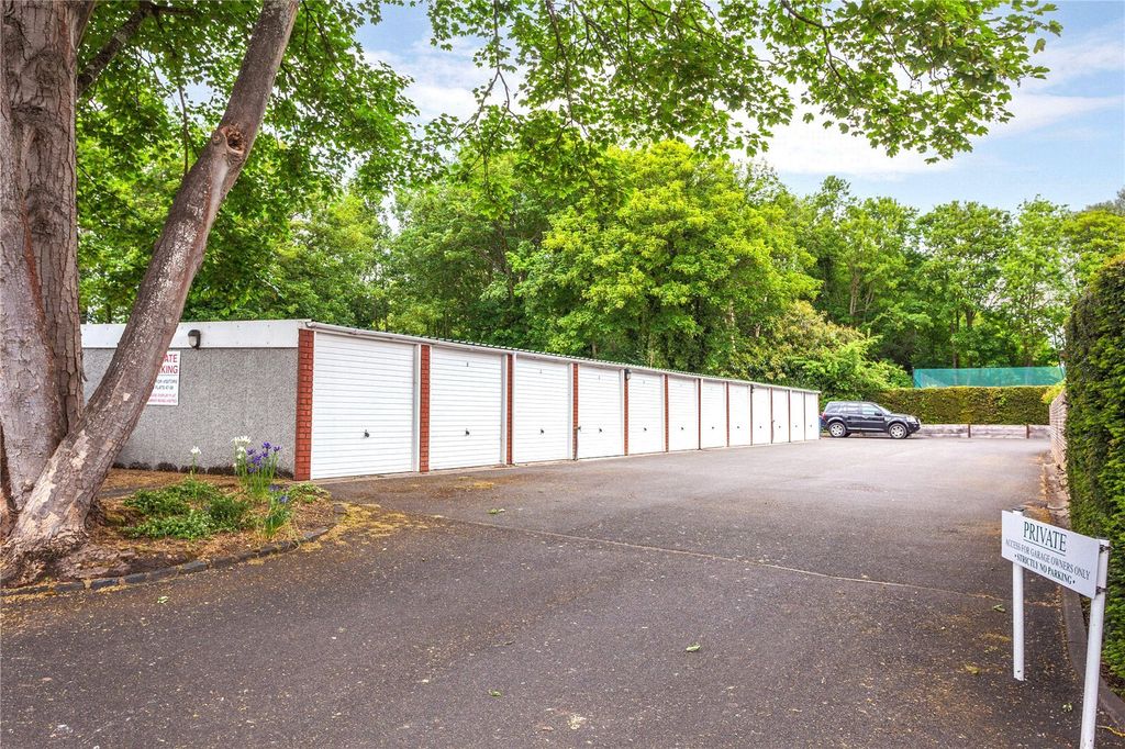 Additional image 13 of 2 bed flat for salePhyllis Court Drive, Henley-On-Thames, Oxfordshire RG9