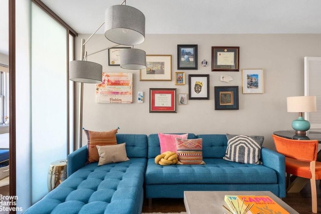 Property photo 3 of 10 <Alttext/>