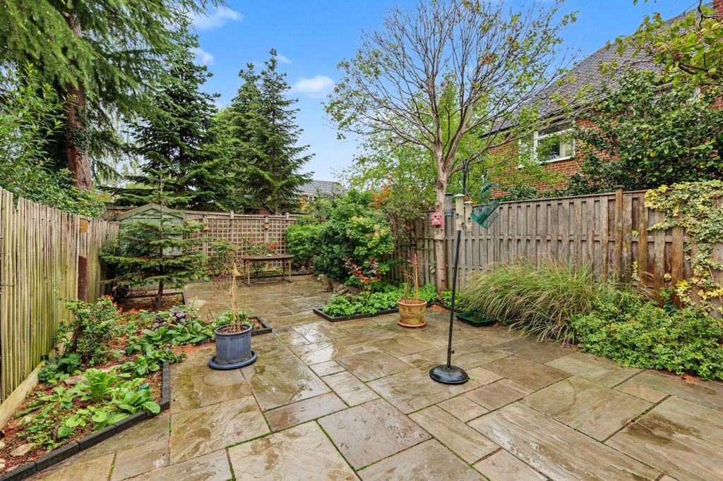 Property photo 2 of 14 Picture No. 10