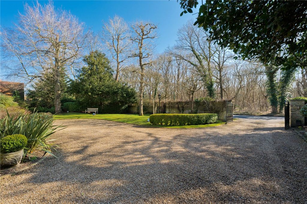 Property photo 3 of 22 Picture No. 03