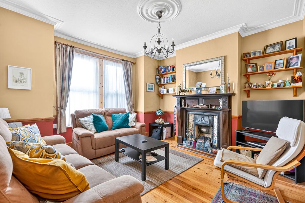 Property photo 2 of 15