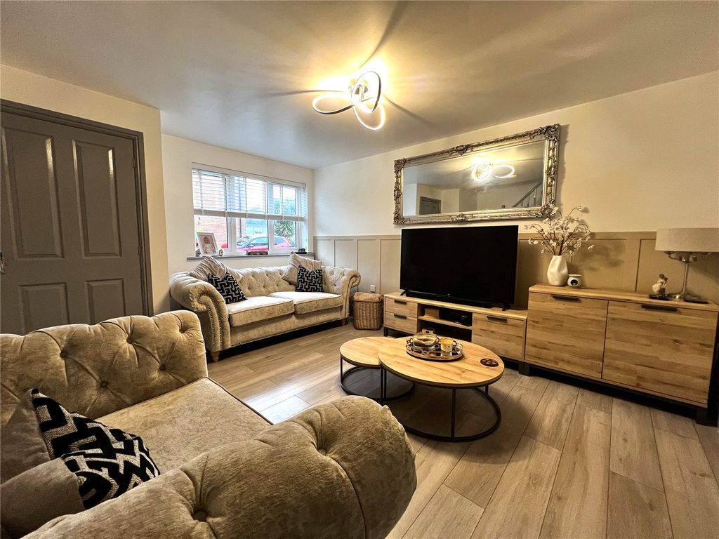 Property photo 2 of 11 Picture No. 01