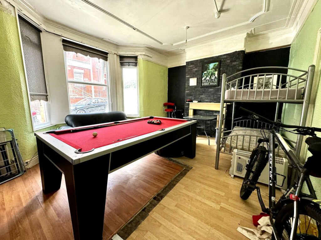 Property photo 3 of 13