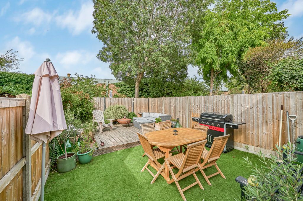 Property photo 3 of 18 Picture No. 07