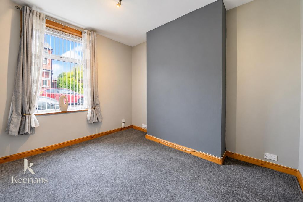Property photo 3 of 22