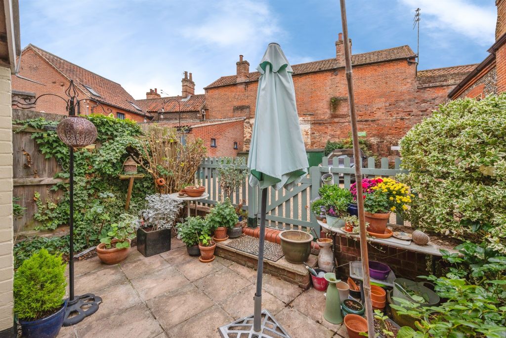 Property photo 3 of 15