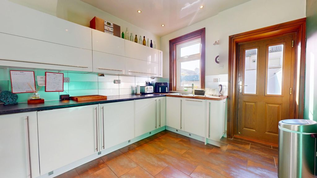 Property photo 3 of 25 5395193