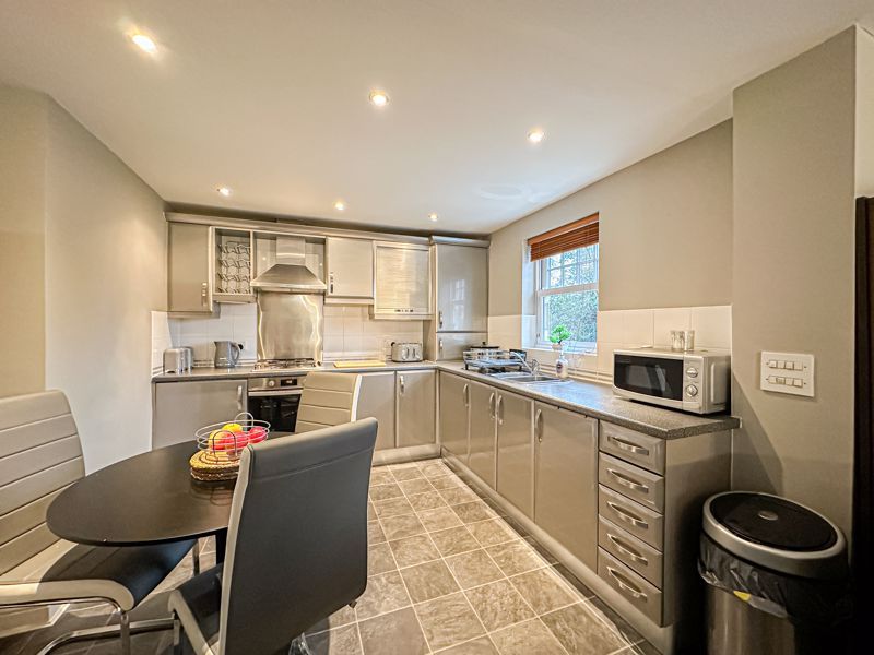 Property photo 2 of 14 Photo 10