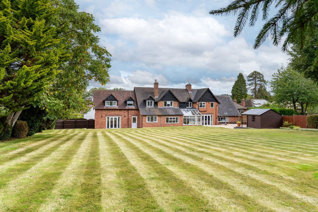 Property photo 3 of 24