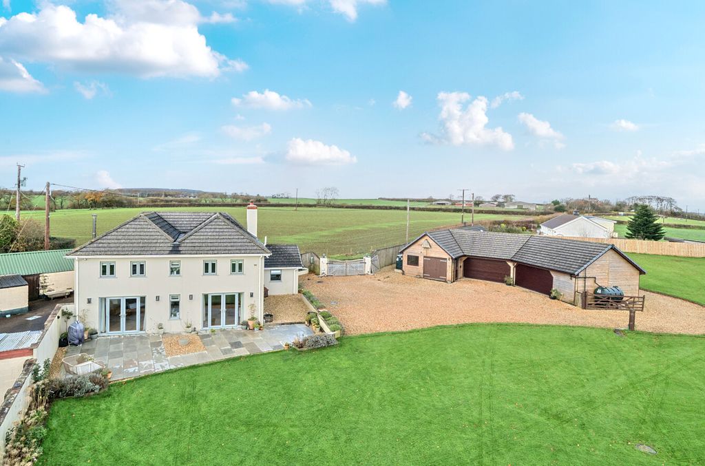 Property photo 1 of 22 1380317-2-6912015...