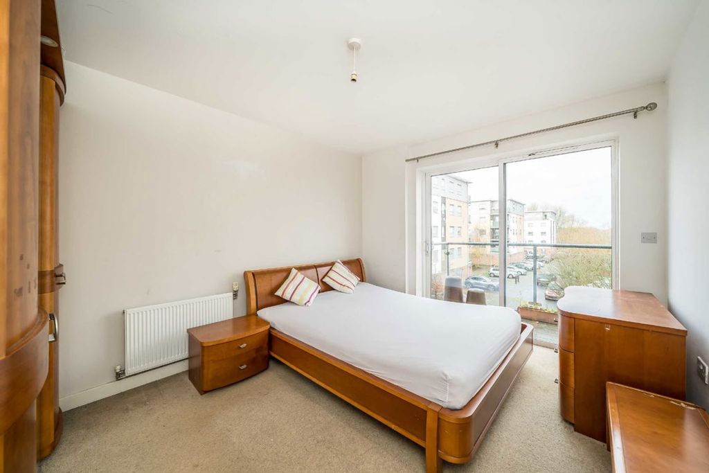 Property photo 3 of 5