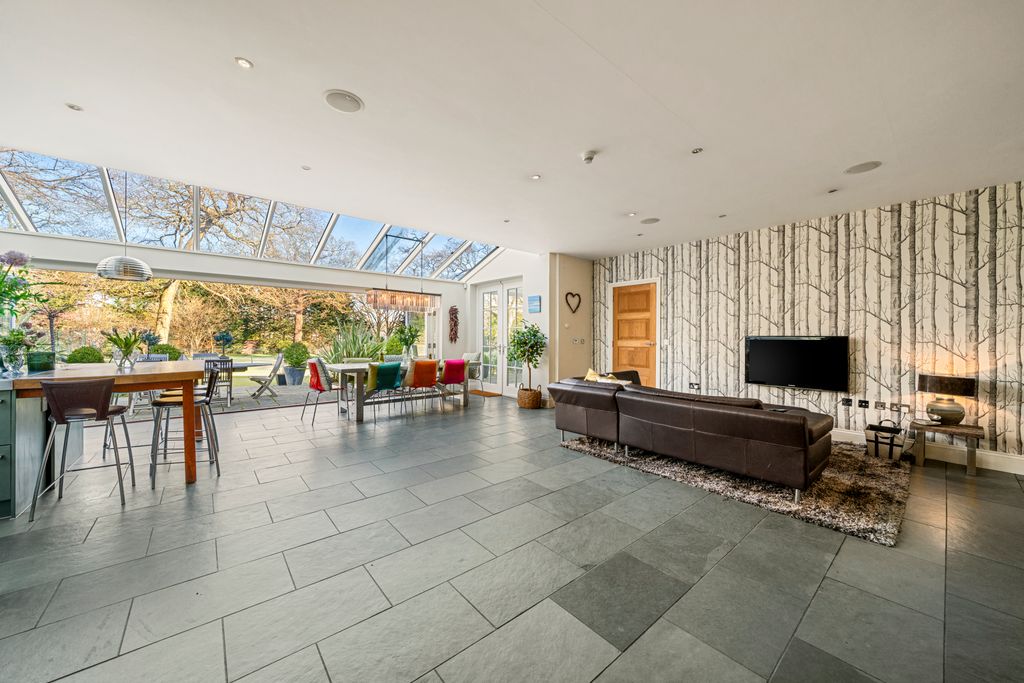 Additional image 5 of 6 bed property for saleCoombe Park, Kingston Upon Thames, South West London KT2, United Kingdom