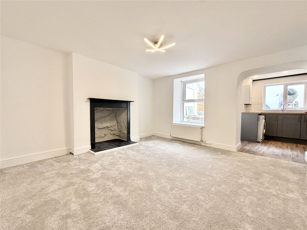 Property photo 2 of 20 Picture No. 04
