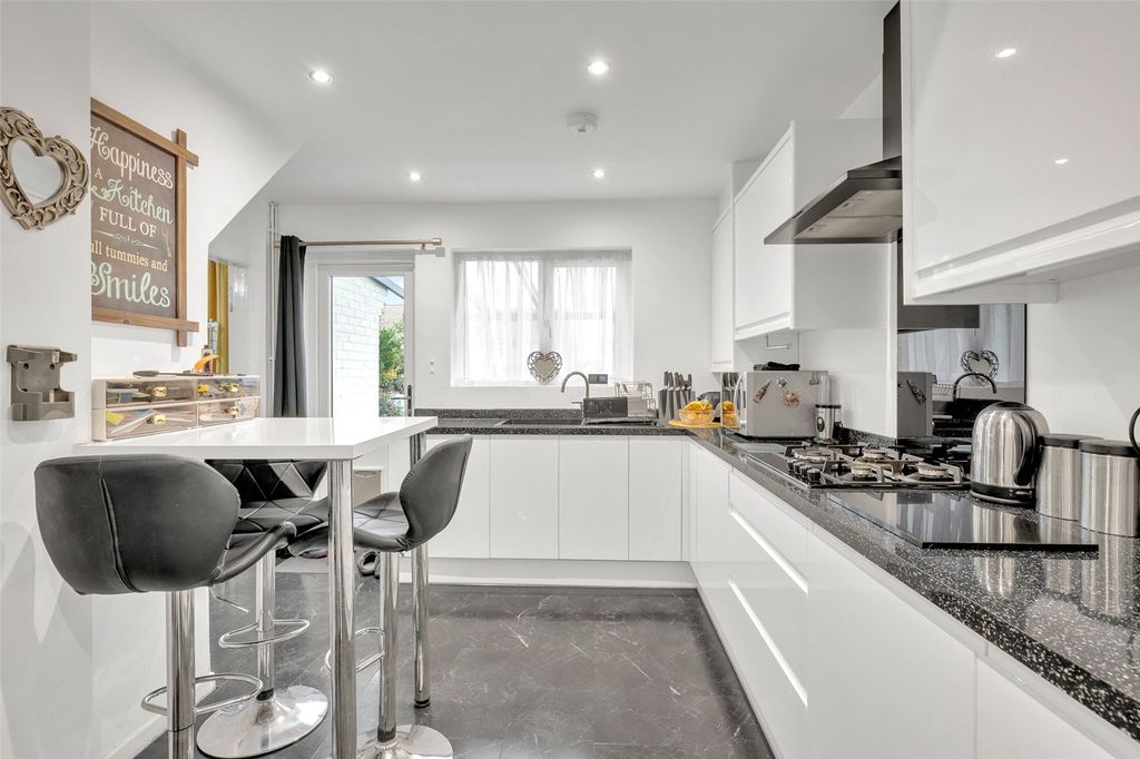 Property photo 2 of 14 Picture No. 07