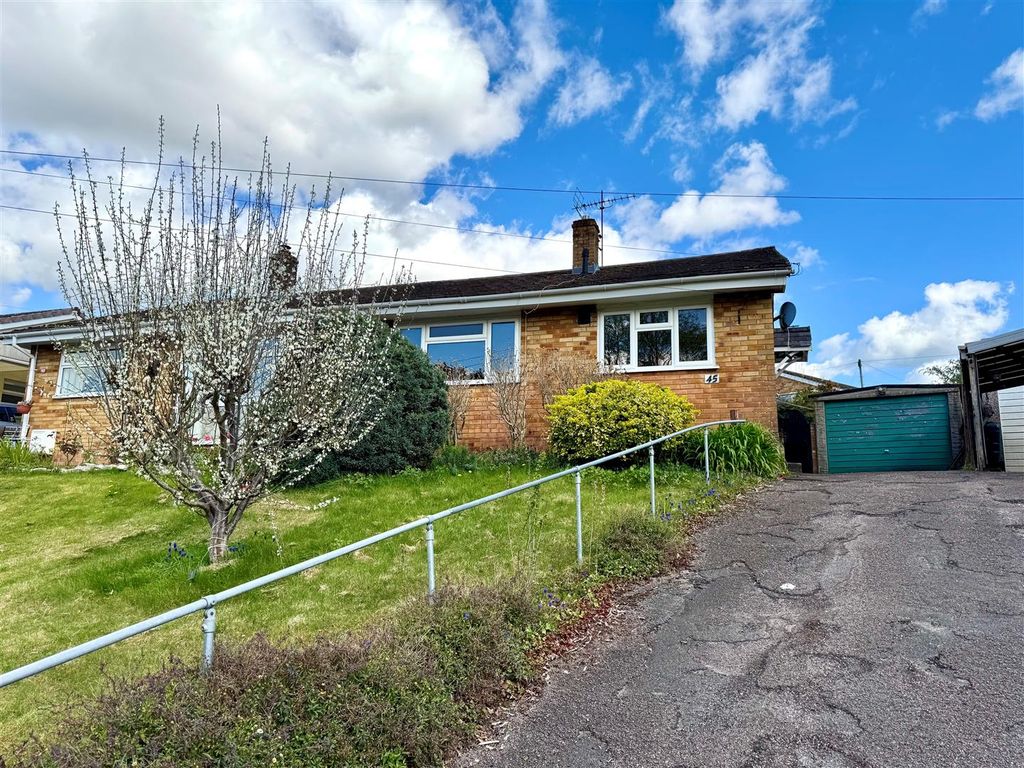 Property photo 1 of 16 Wyebank Road