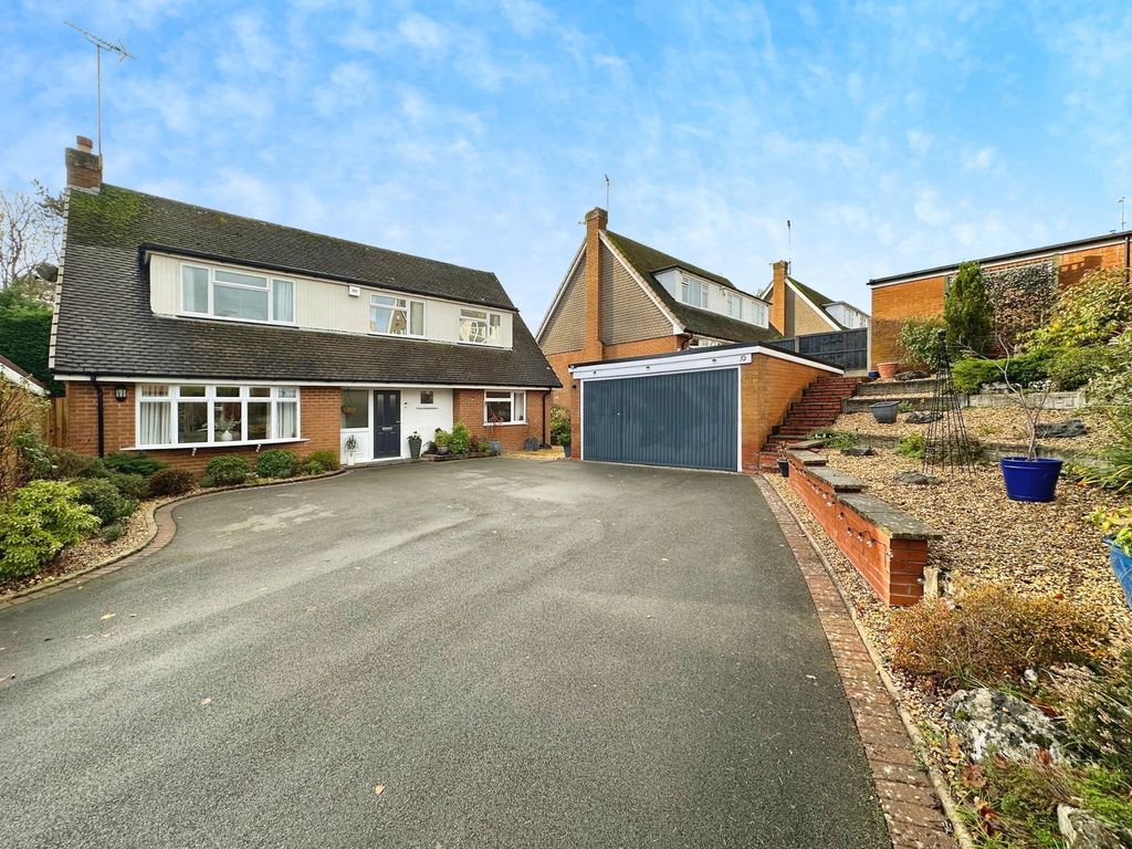 Property photo 1 of 57